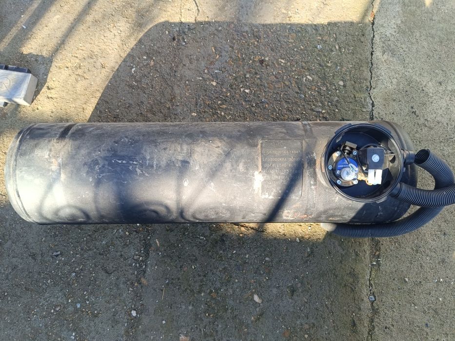 Продавам газов инжекцион Ланди