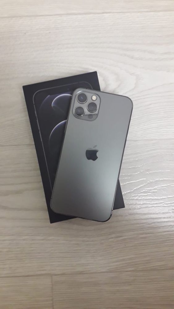 Продается IPhone 12 pro 128gb