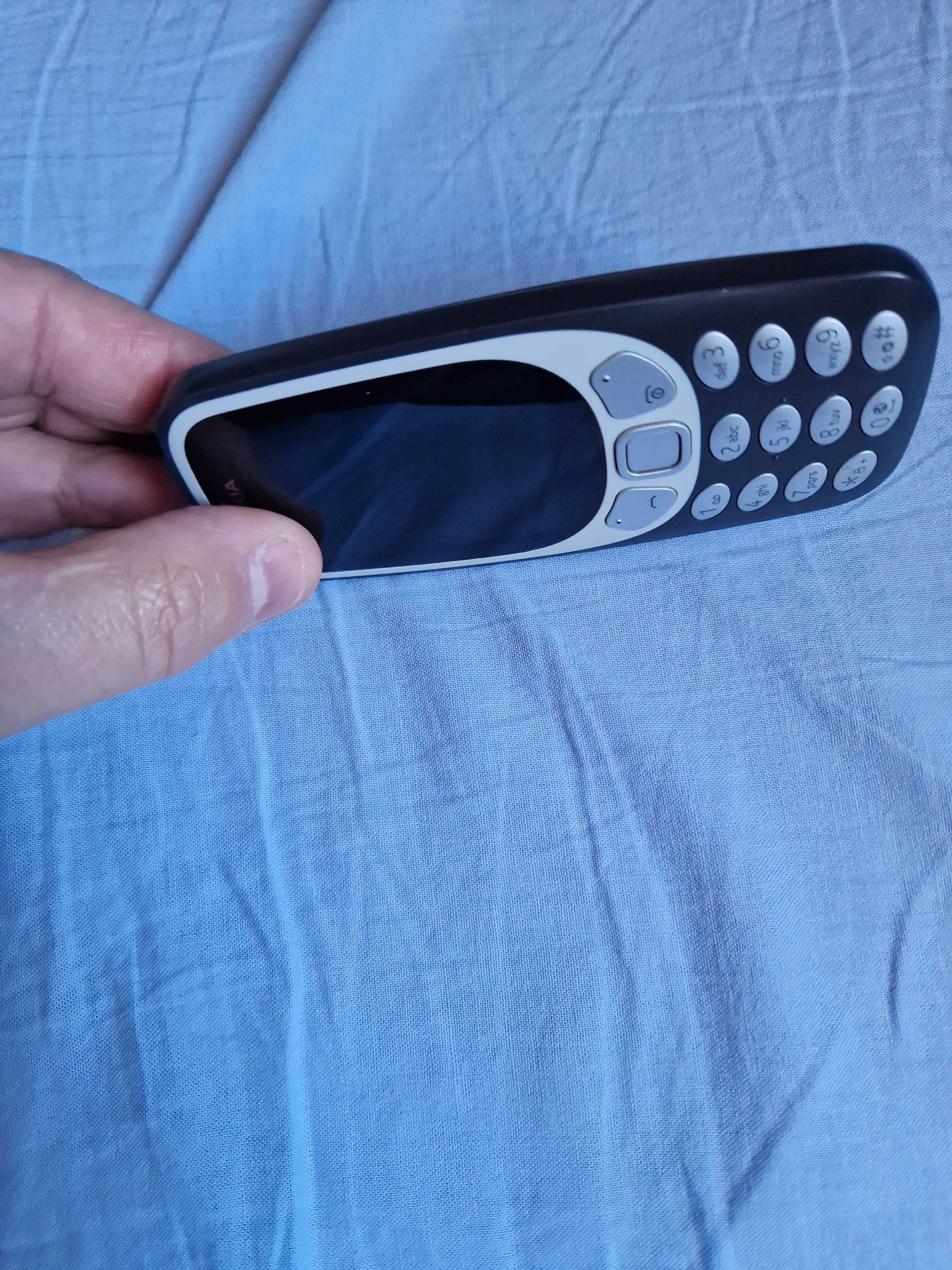Vand Nokia 3310i Dark Blue Dual Sim si DWD Philips.