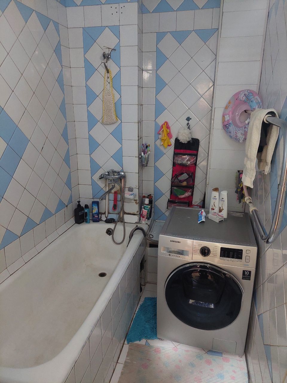 Продаю свою 3 комнатную квартиру переделанную в 4х