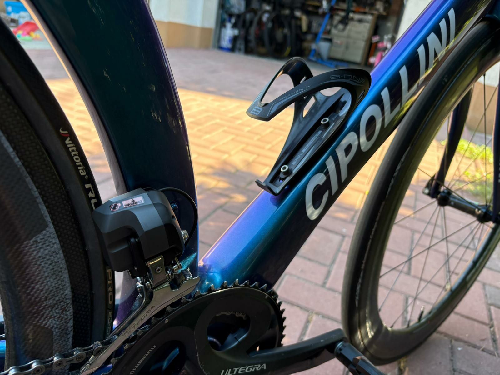 Cursiera/bicicleta italiana carbon CIPOLLINI Ultegra di2/roti carbon