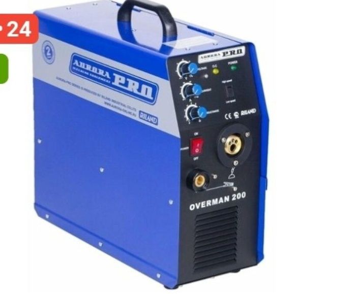 Новый сварочный аппарат с провоокой и кислородным баллоном