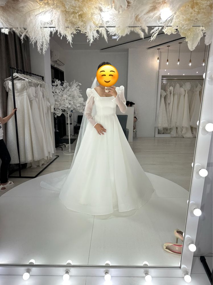 Продам свадебное платье /на узату платье