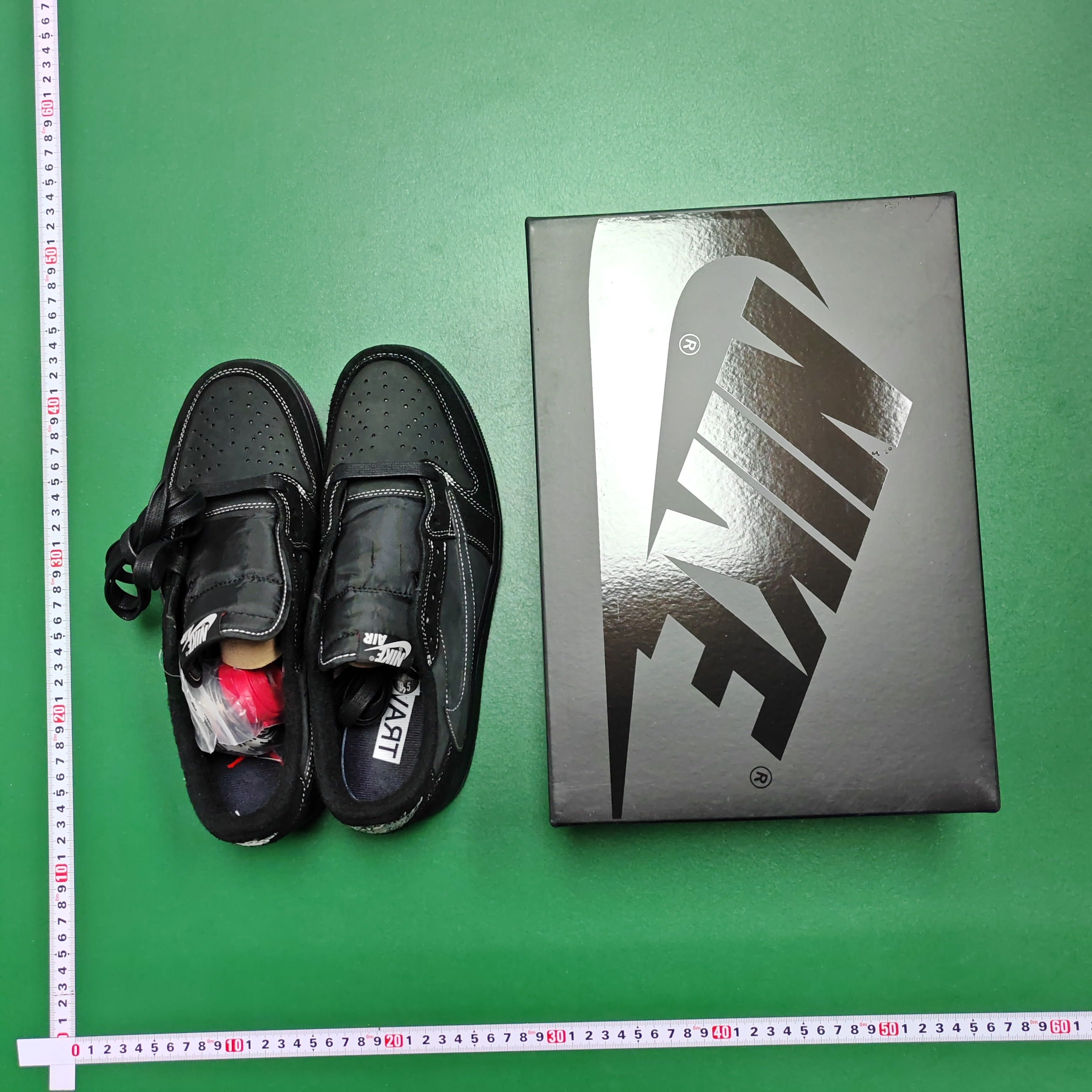 Jordan 1 Travis Scott Black Phantom