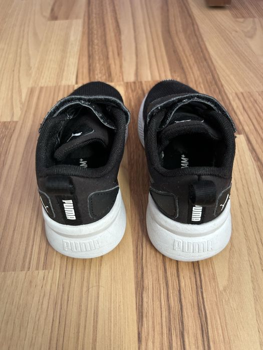 Adidasi Puma copii 28