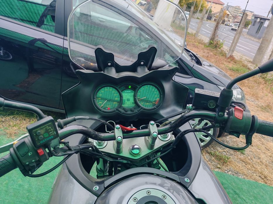 Suzuki Vestrom 2006 600 cmc cash sau rate