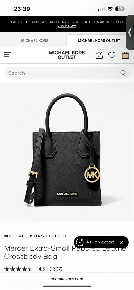 Черная мини сумка от Michael Kors