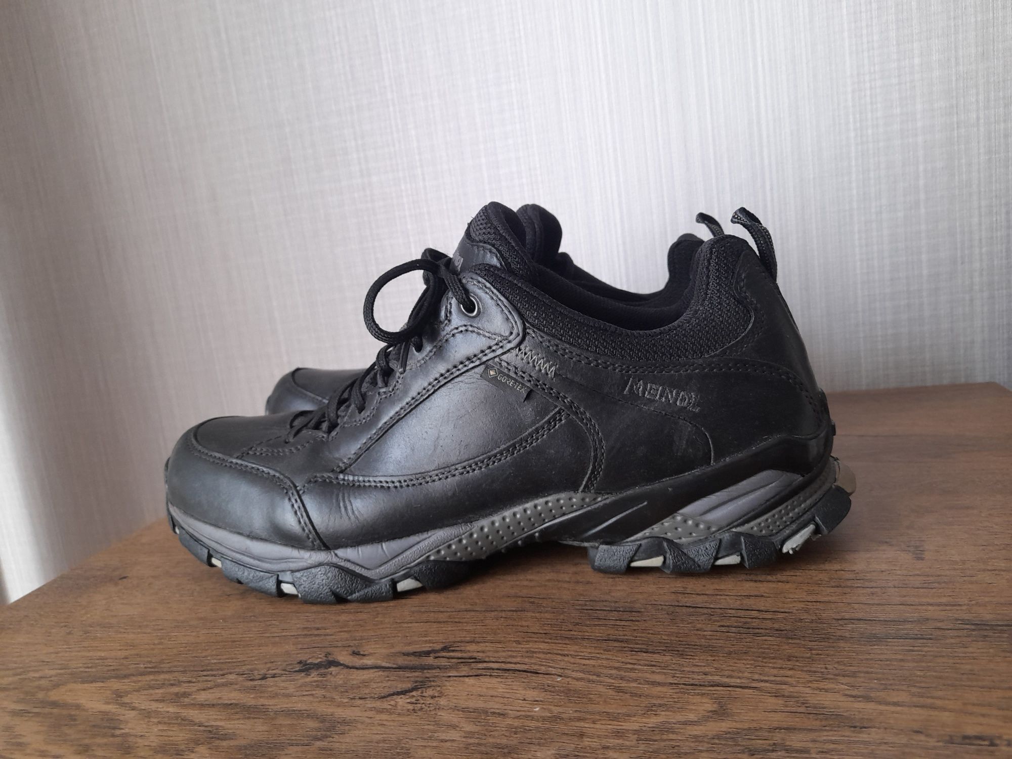Meindl gore tex мъжки обувки 44 номер.
