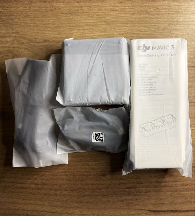 DJI hub de încărcare Mavic 3 serie 100W și încărcător 100W