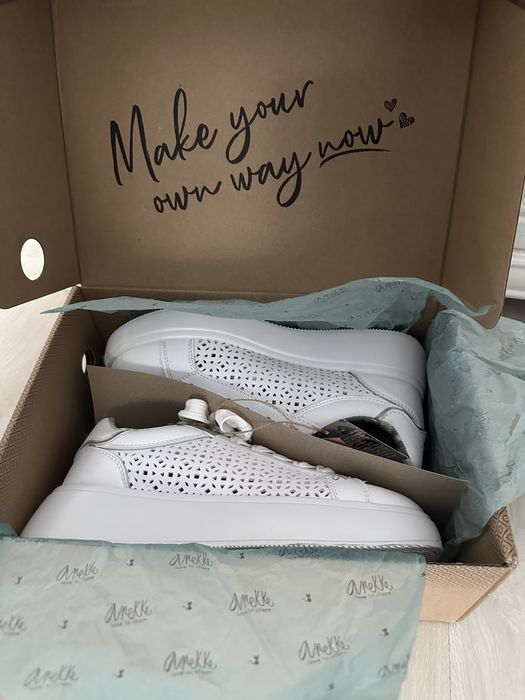 Adidas original dama Amekke