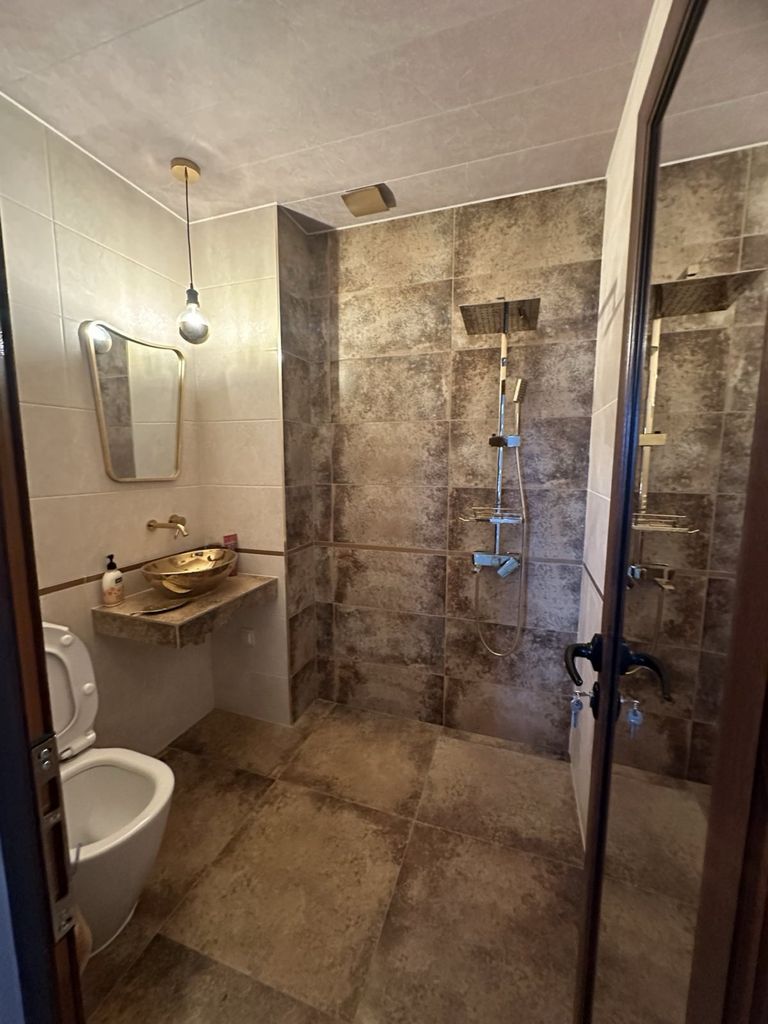 Дава се под наем Къща в Кюстендил, Бузлуджа - 90 кв.м за 500 € - Снимка #7
