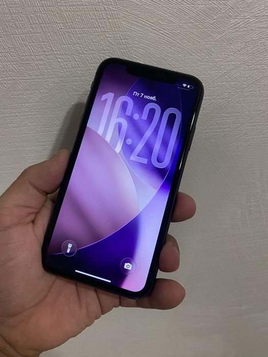 iPhone 11 64gb продам
