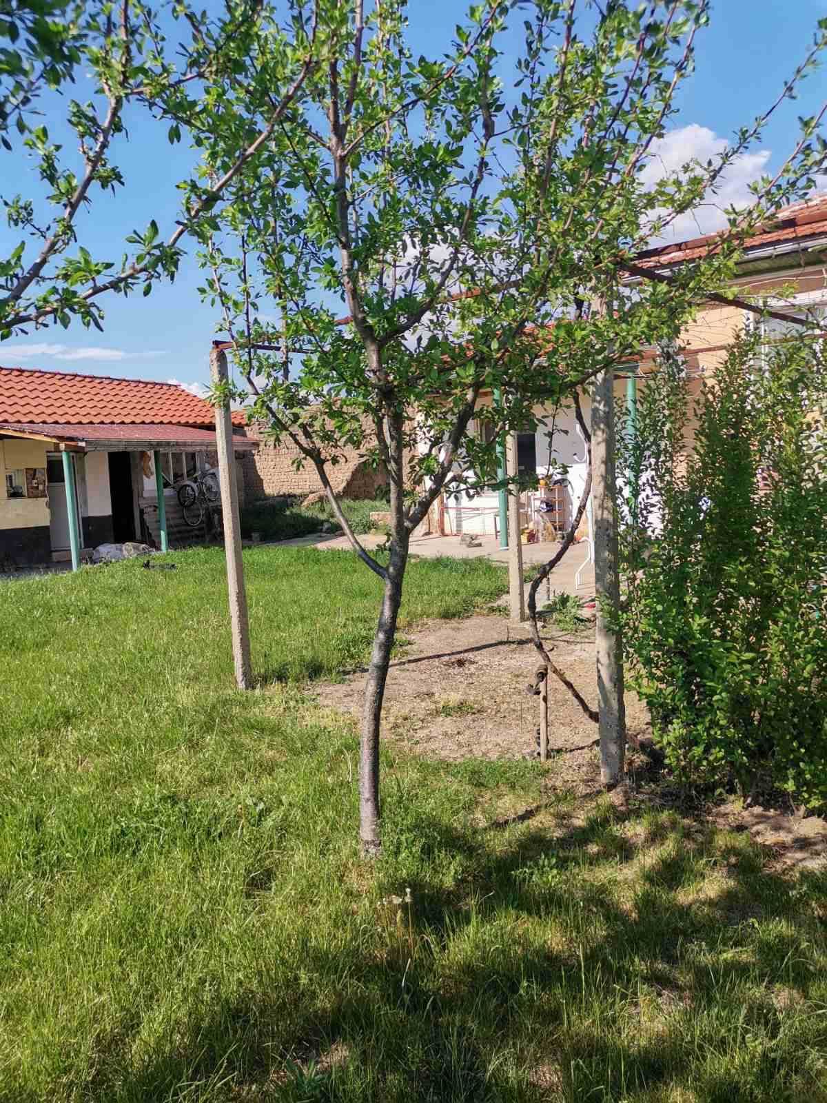 Продавам къща в с.Стрелци