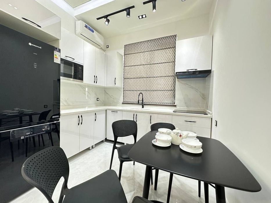 Muhtasham Продается 3 комнатная квартира ремонт Финансовый Институт