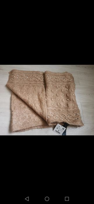 Fular cu margele Zara