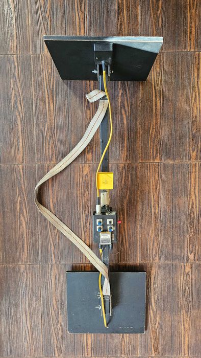 Металотърсач  дълбочинен 3 м дълбочина  с две пити!!!