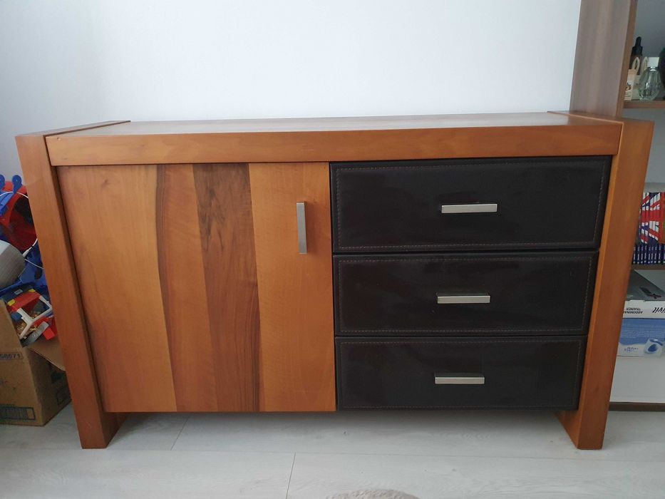 Comoda cu 2 noptiere Mobexpert