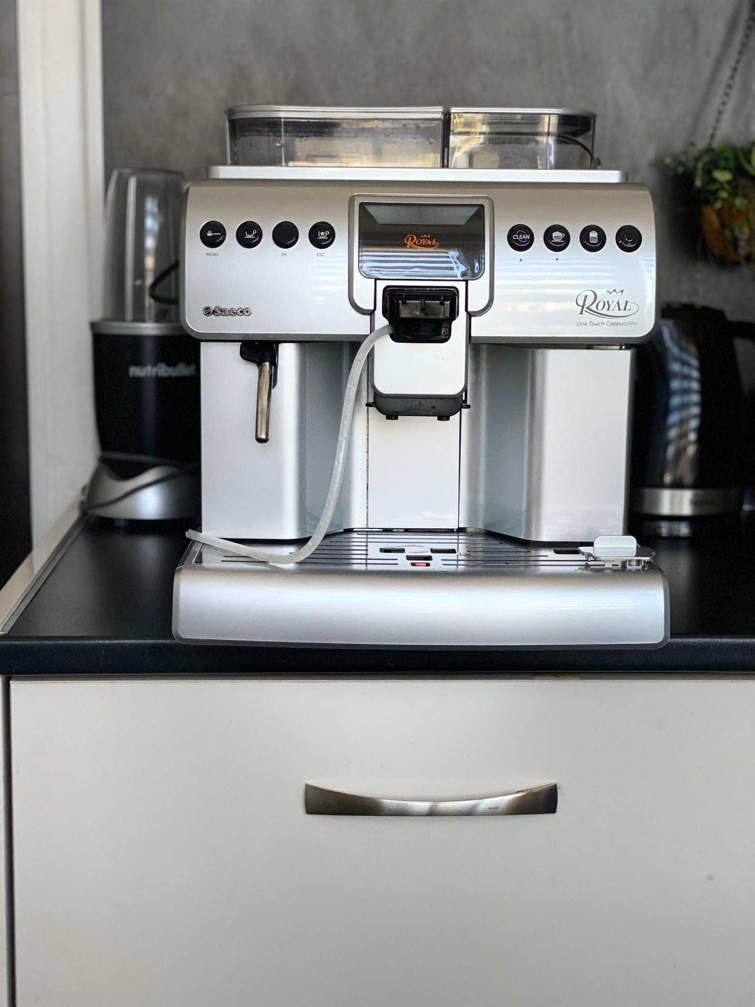 Saeco royal one touch cappuccino
