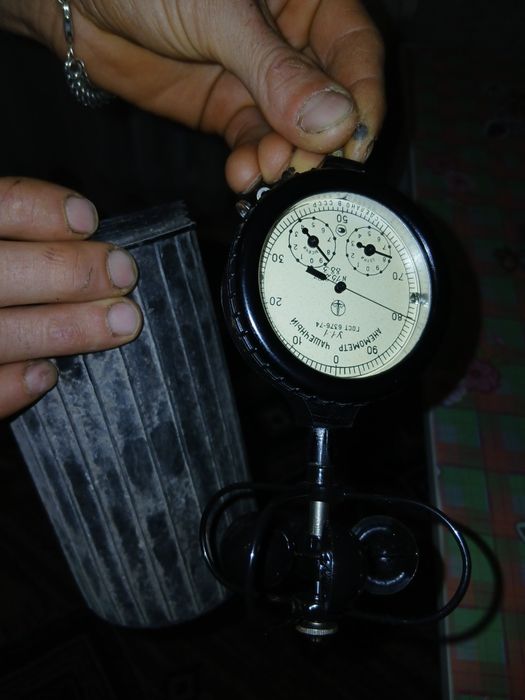 Для наблюдения за скоростью  ветра климатом Анемометр Каз СССР поверка