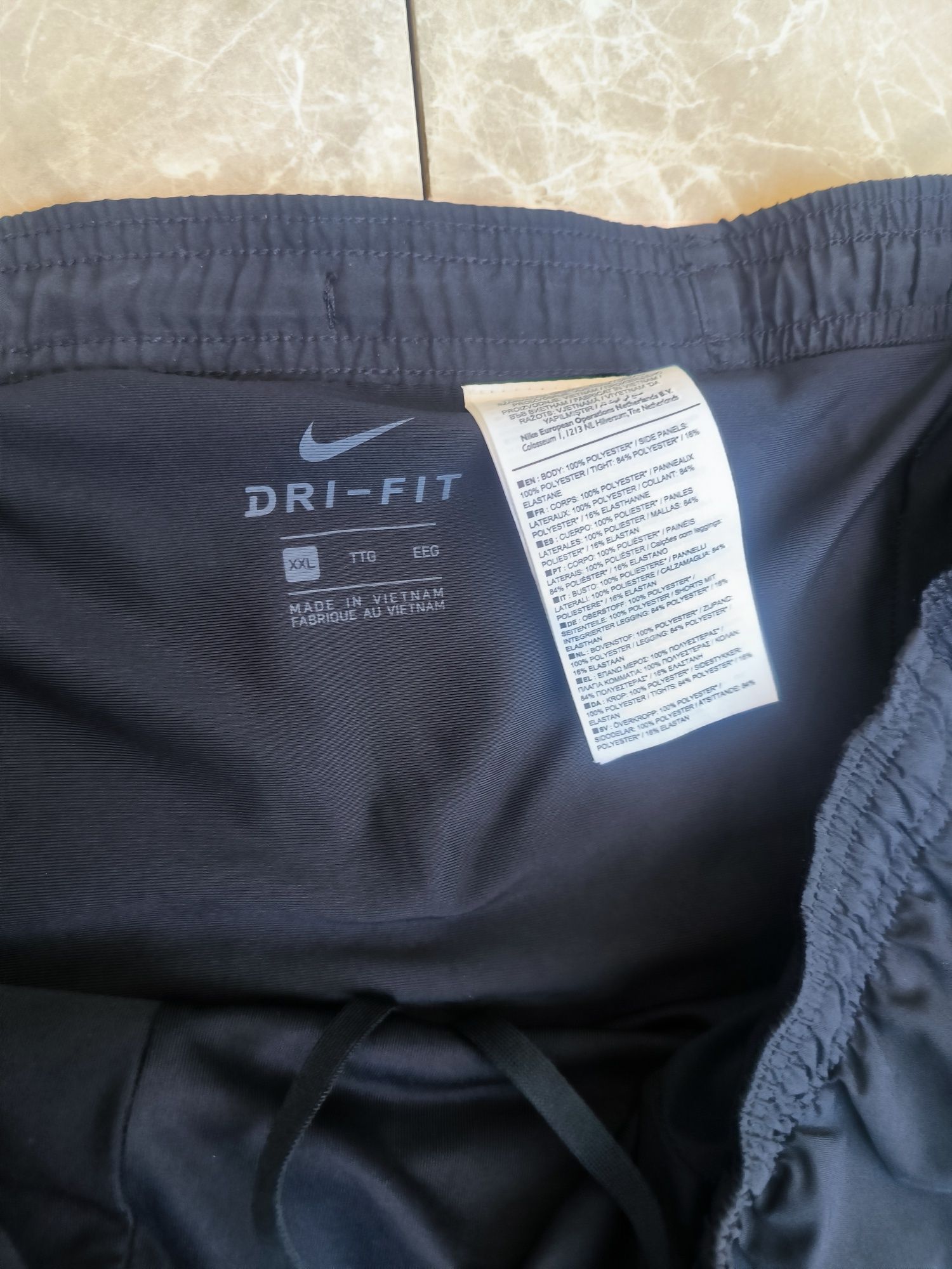 Nike running 2XL къси панталони