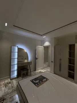 Сдается в аренду квартира  Юнусабад 11 квартал.  2х комнатная + Холл.