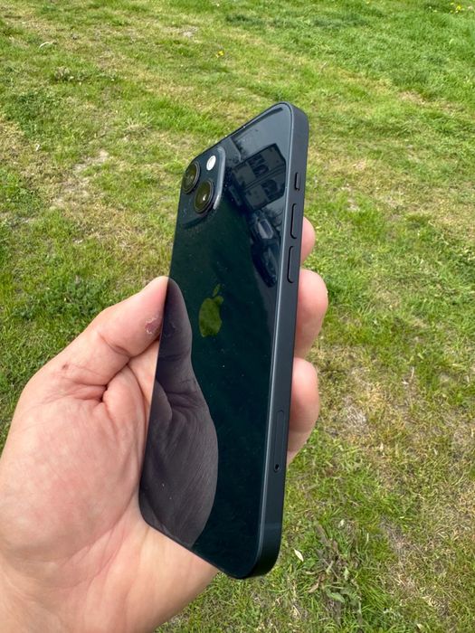 Iphone 14 blacak impecanil baterie 98%%