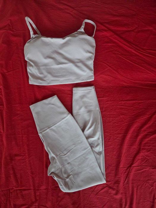 Дамско спортно облекло за йога, пилатес, фитнес