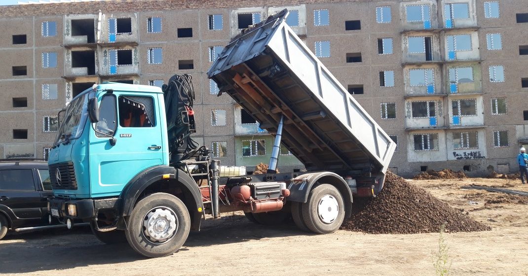 Услуги грейфера вывоз мусора доставка угля песок балласт щебень