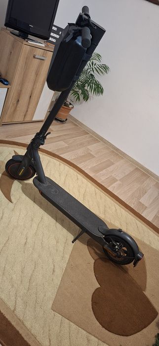 Vănd trotineta xiaomi pro2