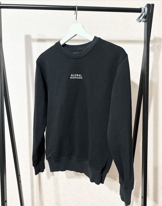 Свитшот от казахстанского бренда