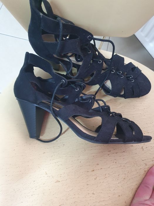 Sandale mărimea 41
