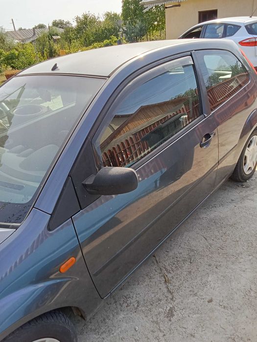 Vând Ford fiesta Bloc motor fisurat