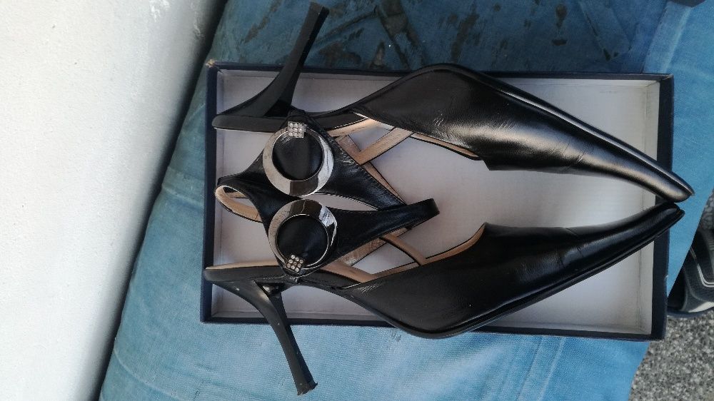 Продавам дамски обувки