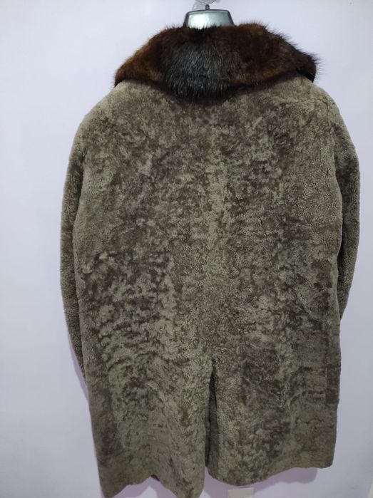 Haina Astrahan cu guler blana nurcă