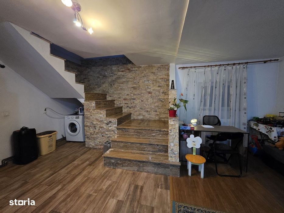 Casă de vânzare în Bârșău, comuna Hărău – la doar 15 km de Mun Deva