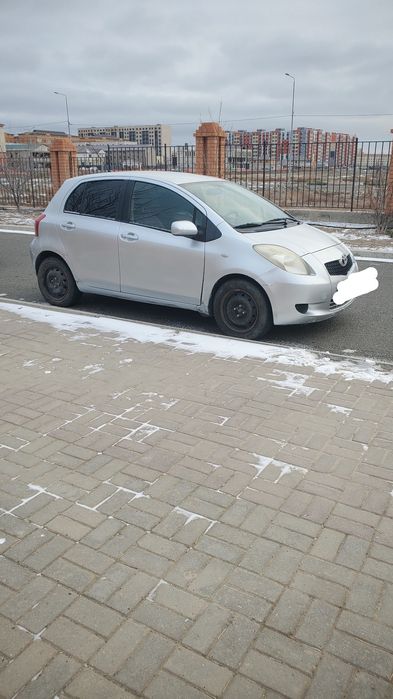 Продаю Toyota Yaris, cрочно
