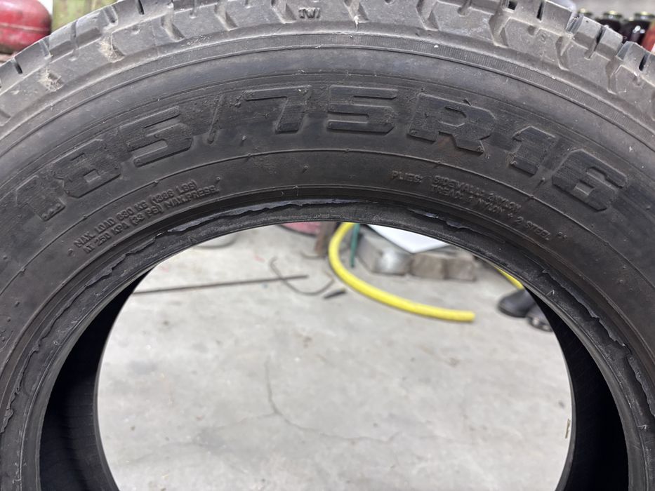 Шины для Нивы новые, 4 штуки