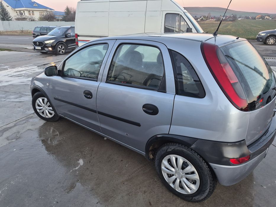 Opel Corsa C 1.0 an 2004