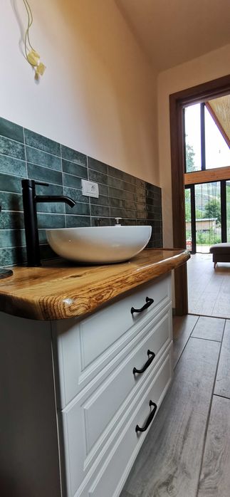 Cabana A-frame Off-Grid în Rimetea