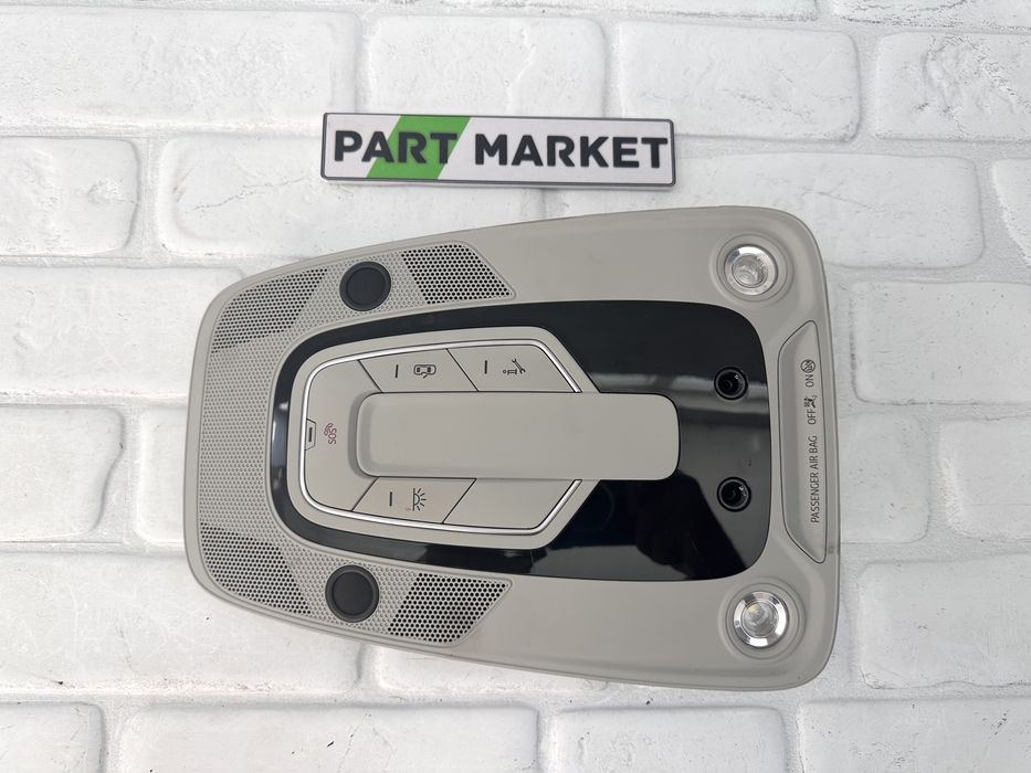 Плафон AUDI A7 C8 4K0947135B