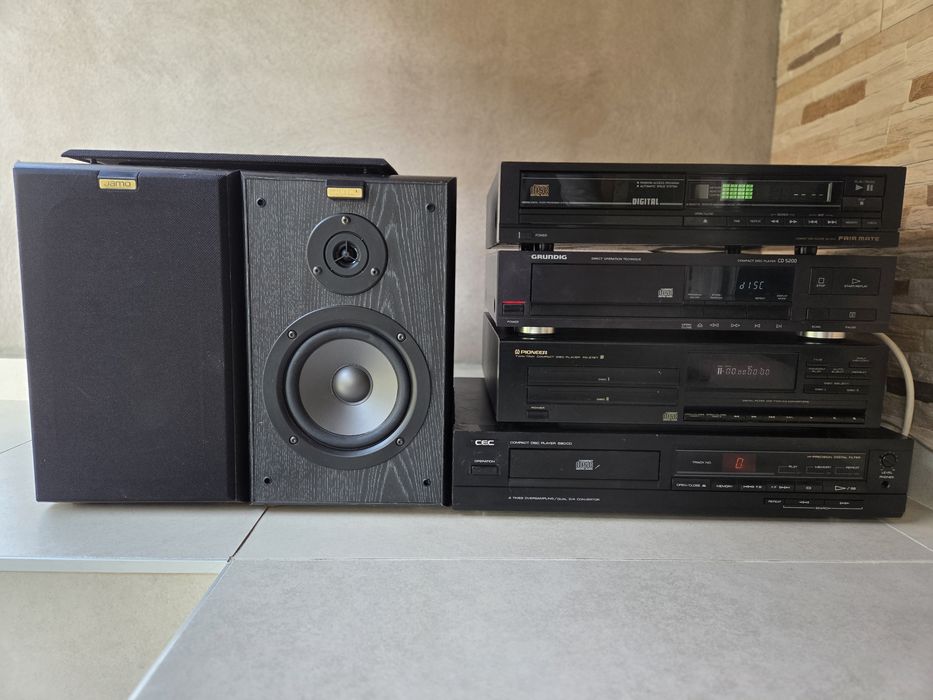 CD playere si boxe de vanzare