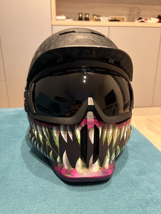 Casca Ruroc Rg1-Dx Series 3 Toxin Limited Edition