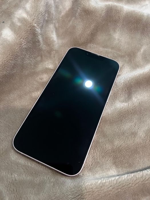 IPHONE 13 256g в хорошем состоянии