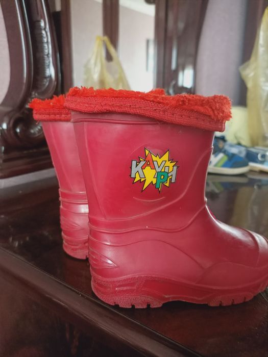 Продам резиновые сапожки