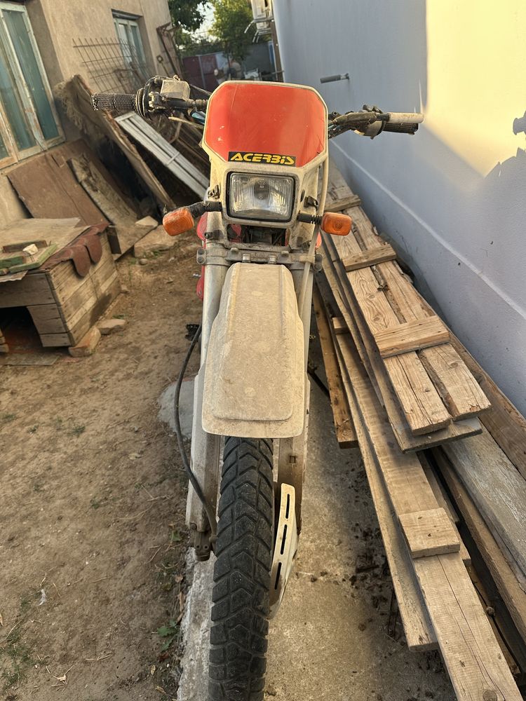 Motocross enduro Yamaha TT600 E Belgarda