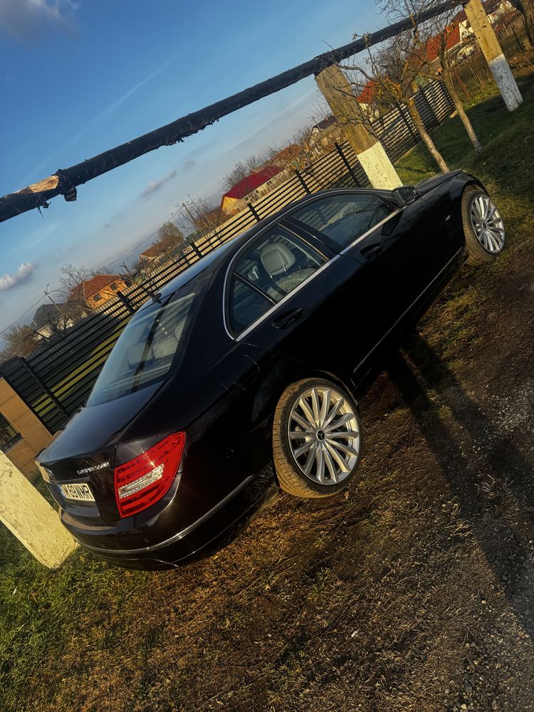 Mercedes clasa c