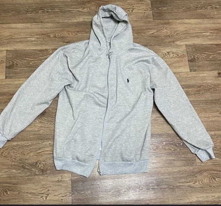 Зипка поло серая размер Xl торг есть пишите