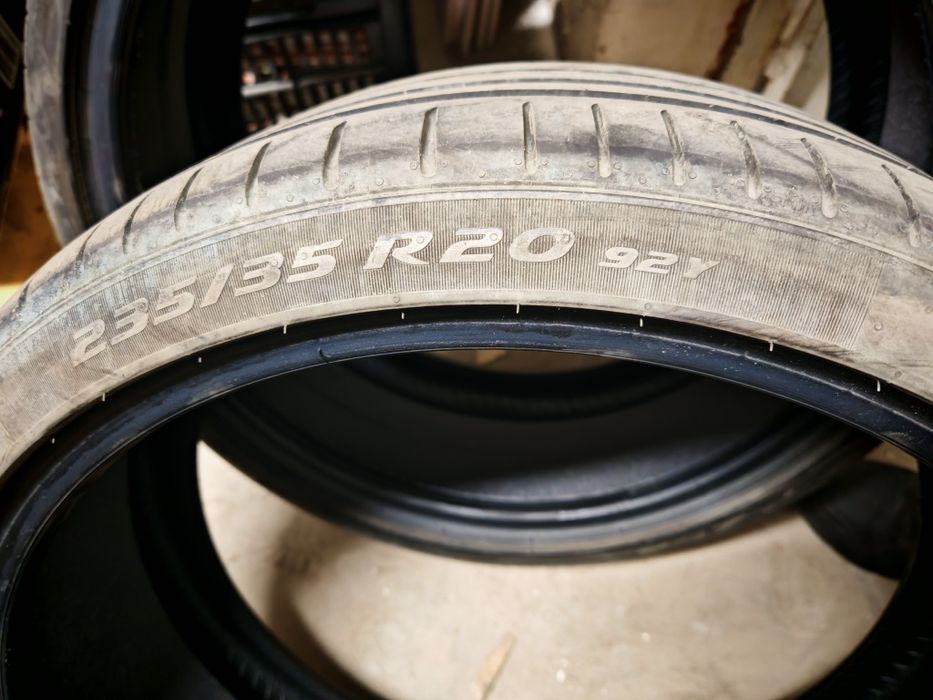 Pirelli 235 35 20 Adot 23