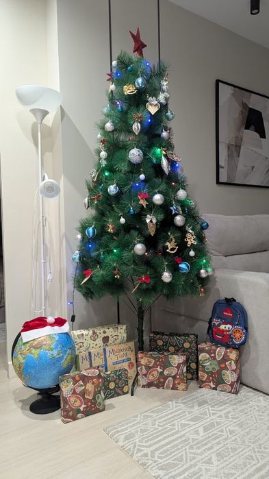 Новогодняя елка 180-210 сантиметров