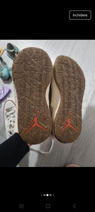 Adidasi copii jordan nr 35.5